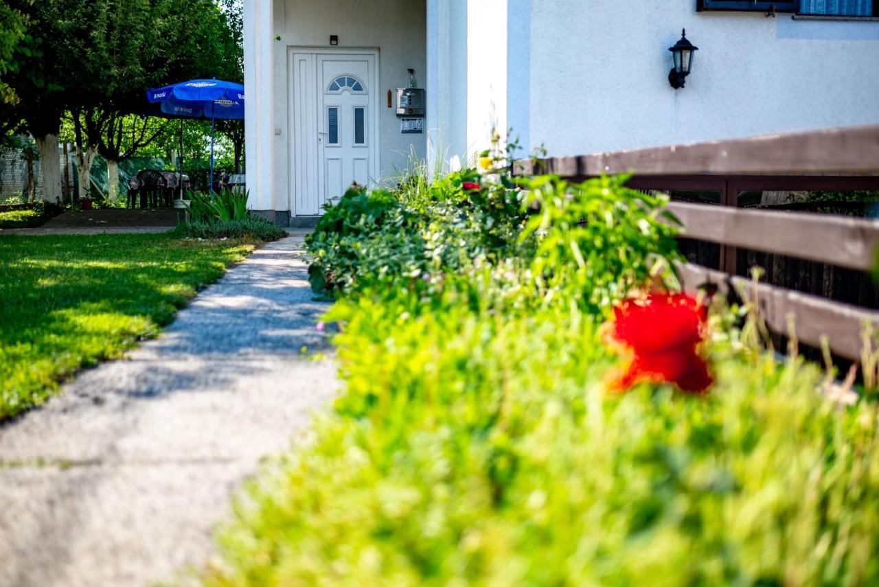 Apartments Fuma Otočac Eksteriør bilde