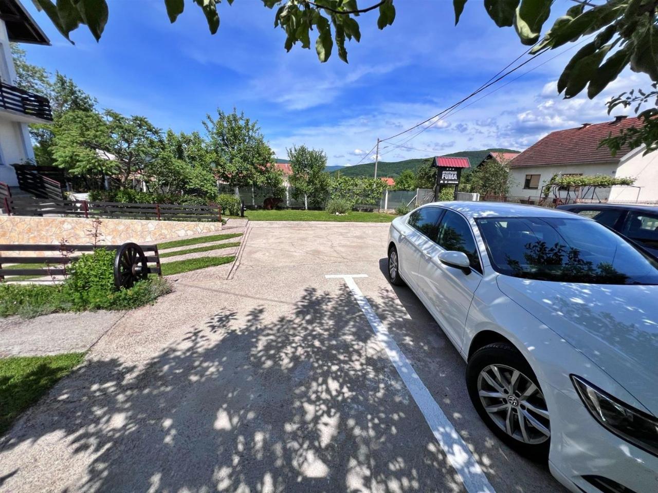 Apartments Fuma Otočac Eksteriør bilde