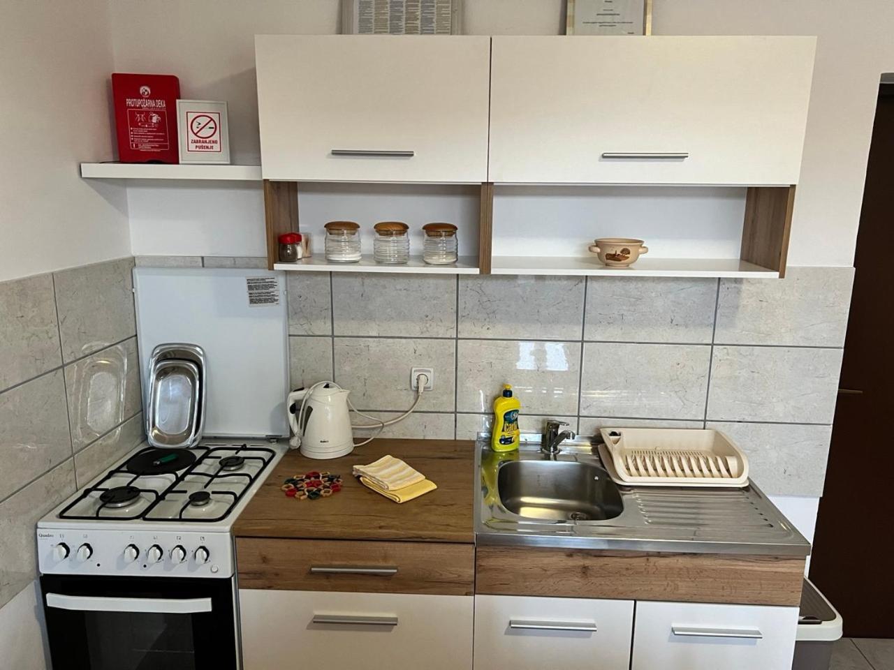 Apartments Fuma Otočac Eksteriør bilde